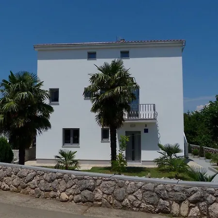 Monja & Dadi, Malinska, Vantačići