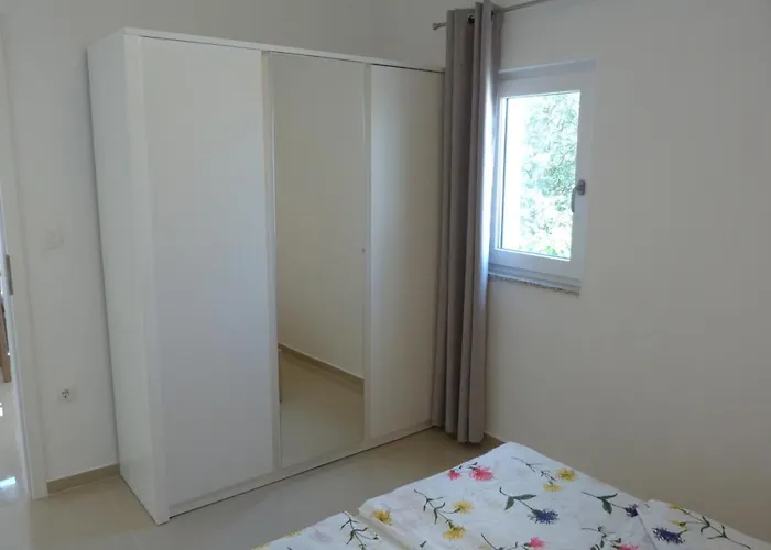 公寓 Monja & Dadi, Malinska, 万塔西西
