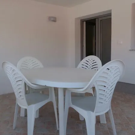 Monja & Dadi, Malinska, アパート *