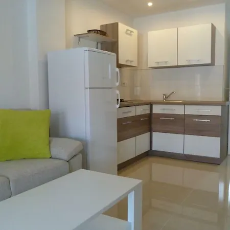 Monja & Dadi, Malinska, *