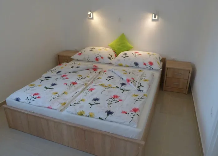 Apartmán Monja & Dadi, Malinska, Vantacici